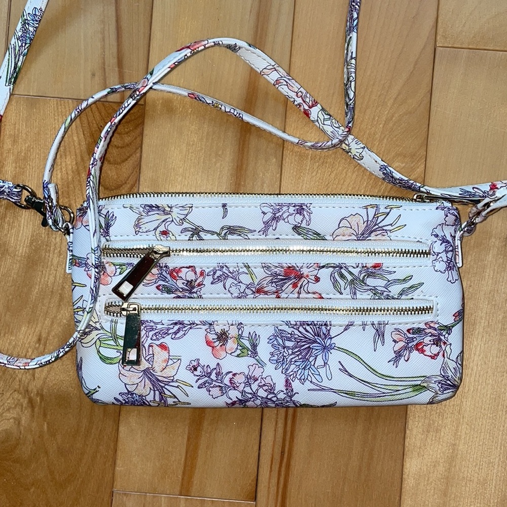 SafeKeeper floral crossbody clutch wallet